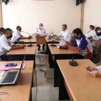 Rapat Evaluasi Perizinan dan Persiapan Penerapan OSS RBA